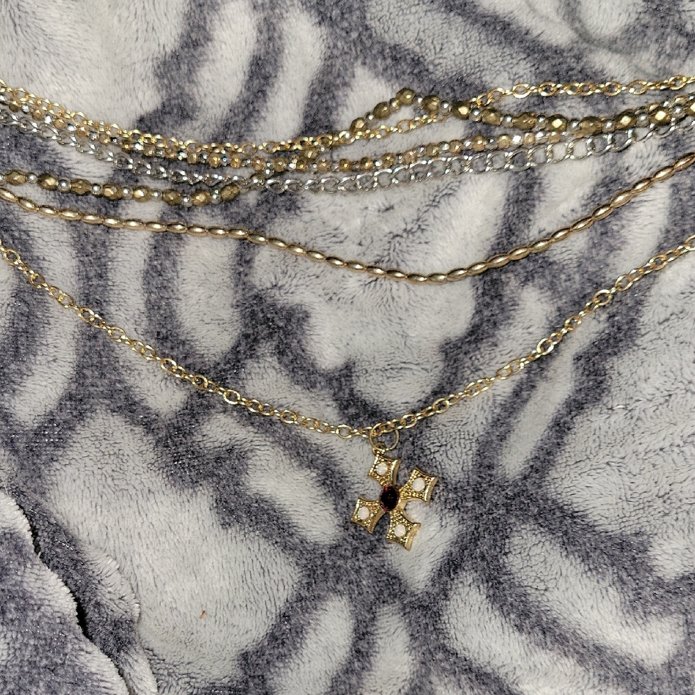 Elegant Gold and Silver Cross Pendant Choker